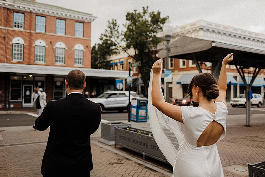Downtown Roanoke Wedding